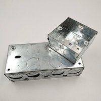 Vente en gros type de boîte de jonction électrique 3x6 3x3 1 + 1 + 1 boîte en fer couleur argent couvercle de boîte de commutation étanche