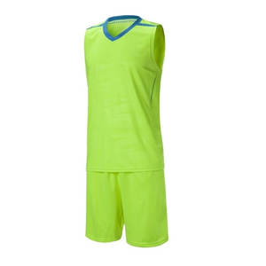 Ensembles d'uniformes de basket-ball respirants de haute qualité Matériau durable 100% polyester Noms d'équipe personnalisés Logos Basketball pour hommes adultes - Product Image 1