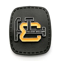 Écussons en cuir 3D personnalisés en relief avec logo gravé, thermocollants ou à coudre pour vêtements, sacs, chapeaux