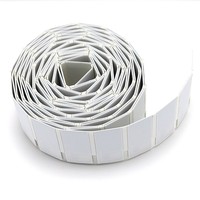 Étiquette RFID UHF 860-960 MHz avec autocollant flexible étanche pour le contrôle d'accès et le suivi