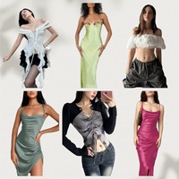 Liquidación de Vestidos, Varios Vestidos Mixtos al por Mayor, Ropa Usada, Gran Descuento en Ropa al por Mayor para Mujer