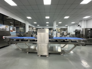 Máquina Laminadora <span class=keywords><strong>de</strong></span> Masa Automática con Control Digital, Banda Antiadherente <span class=keywords><strong>de</strong></span> Acero Inoxidable, Máquina para Laminar Croissants y Pasteles, Lista para Enviar - Product Image 2