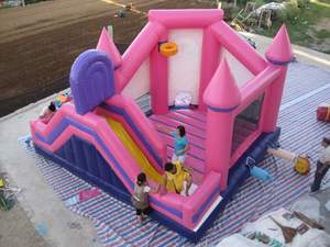 บ้านลมเด็กธีมหัวใจและความรัก ผลิตจาก PVC เป็นมิตรกับสิ่งแวดล้อม สำหรับใช้งานเชิงพาณิชย์ - Product Image 3