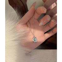 Collier en argent pur S925 avec pendentif carré en jade naturel, chaîne de clavicule géométrique élégante et tendance pour femme