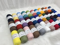 Penjualan langsung grosir 100% benang kaus tenunan tangan poliester 200g elastisitas tinggi DIY rajutan karpet benang dicelup strip kain
