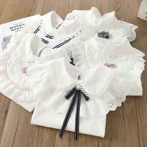 Maglietta bianca da bambina top abbigliamento primaverile maglietta a maniche lunghe in pizzo con colletto alla coreana per bambini maglietta da bambina - Product Image 1