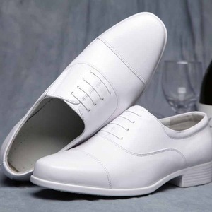 Chaussures habillées en cuir blanc pour homme, style Oxford, respirantes, à enfiler, pour mariage et affaires - Product Image 1