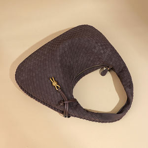 Sac à main pour femmes, sac en gros, sac de haute qualité, fait à la main, en cuir PU tressé, matériau givré, sac tressé, sac tricoté à la main - Product Image 5