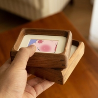 Vente en gros de boîtes à ombre 3D créatives, durables et écologiques en bois de noyer rectangulaires, faites à la main, avec coins arrondis et rainures profondes, pour mur de galerie