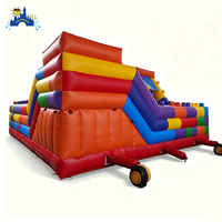 Parc d'attractions gonflable LilyToys, parcours d'obstacles coloré et amusant, aire de jeux gonflable extérieure