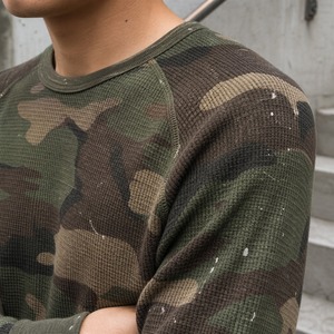 Maglia Termica Camo da Uomo con Stampa Digitale Personalizzata, Vestibilità Ampia con Spalle Cadenti, Manica Lunga per Brand - Product Image 3