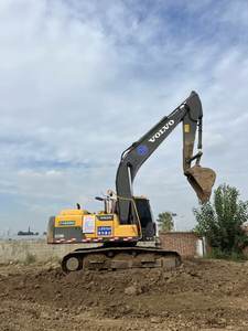 Excavatrice sur chenilles Volvo EC220 d'occasion en bon état, 22 tonnes, EC220lc, EC220dl, vendue à bas prix - Product Image 2