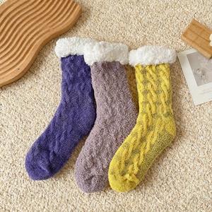 Calcetines Térmicos Dobles de Acrílico Estilo <span class=keywords><strong>Ugg</strong></span> OEM, Color Sólido, Borde de Lana de Cordero, Silicona Antideslizante, Calcetines de Invierno para Interiores - Product Image 3