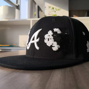 Có thể điều chỉnh <span class=keywords><strong>3D</strong></span> thêu 59 năm mươi được trang bị mũ phẳng Mũ bóng chày cho nam giới biểu tượng tùy chỉnh Thể Thao Vải SNAPBACK HAT cho ngoài trời - Product Image 1