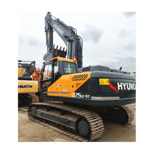 Pelle sur chenilles Hyundai 220LC-9s R225LC-9T d'occasion 22 tonnes pelleteuse avec moteur, moteur et pompe Bonne condition - Product Image 3