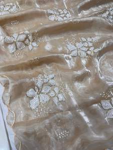 Sari en soie pure Jimmy-Cho de designer avec broderie pour collection de vêtements de fête pour femmes, provenant d'un fournisseur indien - Product Image 6