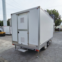 Remorque alimentaire mobile multifonctionnelle avec construction en fibre de verre pour la vente de snacks et de glaces, remorques alimentaires personnalisées