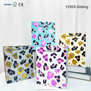 <span class=keywords><strong>Sac</strong></span> cadeau en papier de luxe noir ivoire avec poignée découpée, pochette pour cartes, artisanat gaufré, estampage bougies, robes, fleurs - Product Image 2