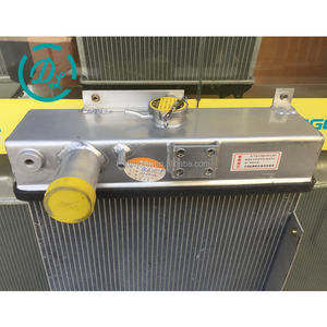 Radiador de Excavadora EexcavaStart R215-9, Tanque de Agua ASSY, Pieza 11Q6-40633, Núcleo de Aluminio Duradero, Enfriamiento Eficiente, 1 Año de Garantía - Product Image 2