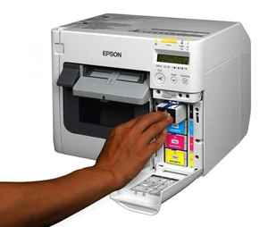 Imprimante d'étiquettes numérique Roll-to-Roll TM-C3520 en promotion – Imprimante de bureau pour l'impression d'étiquettes couleur, vente en gros - Product Image 2
