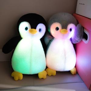 Dernière poupée en peluche pingouin lumineux super doux lampe LED jouet personnalisable ODM jouet peluches enfants - Product Image 1