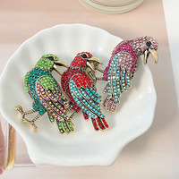 Pas Cher Personnalisé Prix De Gros Mode En Alliage De Zinc Multicolore Strass Cristal Animal oiseaux Broches Broches En Vrac