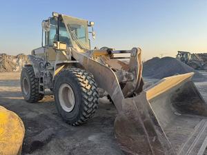 Chargeuse d'occasion KOMATSU WA320-5 à vendre – Engins de terrassement WA470, WA500, WA600 - Product Image 2