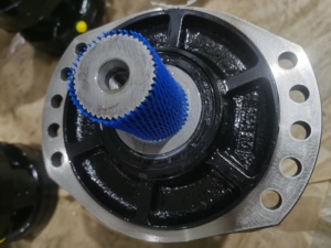 Motor de Rueda Hidráulico de Pistón Marca Tower, Material de Hierro, 31.5 para T770 - Product Image 3