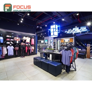 Proveedor de Accesorios Metálicos Cromados para Tiendas, Venta Directa de Fábrica, Diseño Original (ODM) para Tiendas de Moda - Product Image 1