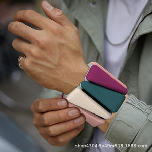 Salida de fábrica HUAVIGOR bloque de hierro de silicona de dos tonos para muñequera ajustable entrenamiento de fuerza de tamaño Universal de moda - Product Image 2