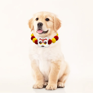 Shengchaoyi Nouvel An – Écharpe personnalisable pour animaux de compagnie (chats et chiens), collier extensible en coton uni pour l'été avec ornement boule de poils – Vente en gros - Product Image 1