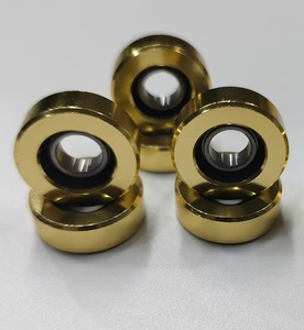 688 Minimiser patins à roues alignées roulements en acier inoxydable avec adaptateur doré Stock riche Service personnalisé prix de gros - Product Image 4