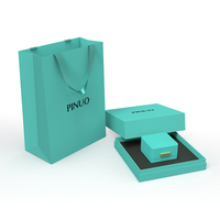 PINUO Coffrets cadeaux en cuir PU gravé avec logo personnalisé haut de gamme faits à la main pour bijoux de luxe