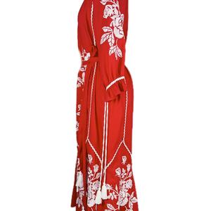 เดรสสไตล์เรโทรลายปักดอกไม้สไตล์ชนเผ่า งานปักหนาแน่น แขนยาว กระโปรงยาวปานกลาง ลายดอกไม้ - Product Image 2