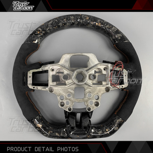 Volante de Fibra de Carbono Forjado Personalizado y Elegante para <span class=keywords><strong>Ford</strong></span> <span class=keywords><strong>Mustang</strong></span> S550 2015-2023 5.0L GT <span class=keywords><strong>V8</strong></span> 350 500 Shelby <span class=keywords><strong>Mach</strong></span> <span class=keywords><strong>1</strong></span> RTR - Product Image 5