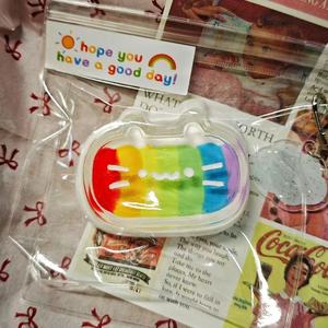 ของเล่นบีบคลายเครียดรูปแมวชีสสีรุ้งน่ารัก เนื้อเจลลี่เหนียวหนึบ ของขวัญสำหรับวัยรุ่นและผู้ใหญ่ - Product Image 1