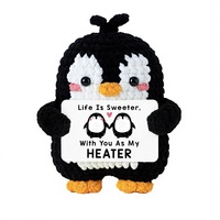 Peluche pingouin au crochet, cadeau pour couple, Saint-Valentin, anniversaire, Noël, ou pour le bonbonnière de Noël, avec la phrase « Life Is Sweeter... »