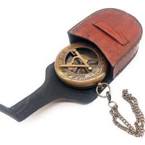 เข็มทิศนาฬิกาแดดทองเหลือง ALFA NAUTICAL AL108 หน้าปัดอนาล็อกขนาด 2 นิ้ว อุปกรณ์นำทางทางทะเลแบบพกพาสำหรับการเดินป่า พร้อมซองหนัง - Product Image 6