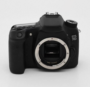 Boîtier d'appareil photo reflex numérique EOS 70D noir, qualité professionnelle, avec flash intégré et molettes de contrôle - Product Image 1