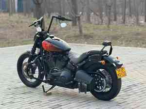 Chaqueta Completa para Motocicleta Harley1 <span class=keywords><strong>Street</strong></span> <span class=keywords><strong>Fighter</strong></span> de 22 Años, 114 Pulgadas Cúbicas, 1745 cc, Equipada con Escape Cobra de Manillar Alto - Product Image 4