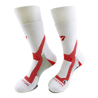 Chaussettes de compression sportives pour hommes, chaussettes de course en coton tricotées et rembourrées pour le sport, chaussettes de compression en coton pour adultes