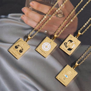 สร้อยคอไพ่ทาโรต์วินเทจเรมดาวจันทราสแตนเลสเตาหลอมชุบสูญญากาศเครื่องประดับรักษาสี - Product Image 3