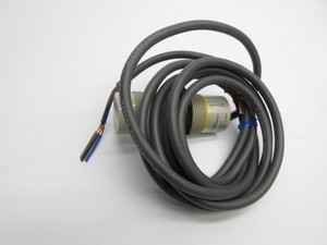 Capteur de proximité capacitif E2K-X15ME2 12-24VDC 2M série E2K-X <span class=keywords><strong>M30</strong></span> non blindé NPN-NC PLC - Product Image 3