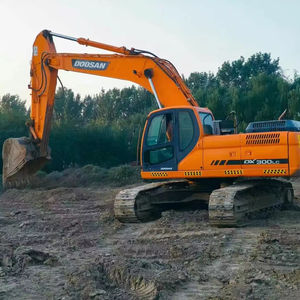 Excavatrice DOOSAN DH300 d'occasion, modèle 2016, moteur 147KW, engin lourd avec PLC et boîte de vitesses à vendre - Product Image 2