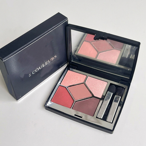 Paleta de sombras de ojos brillantes al por mayor, <span class=keywords><strong>polvo</strong></span> que no se esparce, brillo intenso y natural - Product Image 4