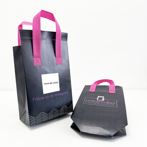 Sac isotherme auto-adhésif non tissé personnalisé pour la livraison de café, de bubble tea, de boissons et d'aliments - Product Image 2