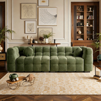 Canapé d'appoint 3 places de luxe nordique, revêtement en sherpa, coussin en latex et mousse, structure en bois robuste avec support à ressorts