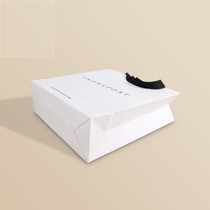 Bolsas de papel para compras al por mayor, bolsas de papel personalizadas con insignia, bolsa de papel de lujo - Product Image 5
