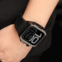 Boîtier de montre en acier inoxydable de style le plus récent avec plusieurs options de couleurs, bracelet en fluororubber pour IWatch Series 10 42 46 49 mm