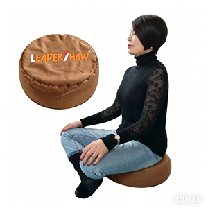 <span class=keywords><strong>Coussin</strong></span> <span class=keywords><strong>de</strong></span> méditation pour s'asseoir au <span class=keywords><strong>sol</strong></span>, rembourré en coques <span class=keywords><strong>de</strong></span> sarrasin, avec housse lavable 100% coton et poignée <span class=keywords><strong>de</strong></span> transport - Product Image 1